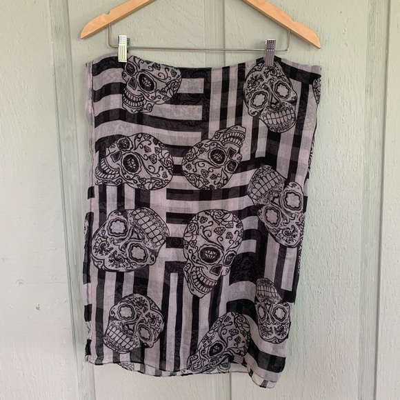 ⭐️2/$10 2 Pack Infinity Scarves - Picture 6 of 8